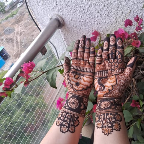 Exquisite Bridal & Festive Mehndi Design